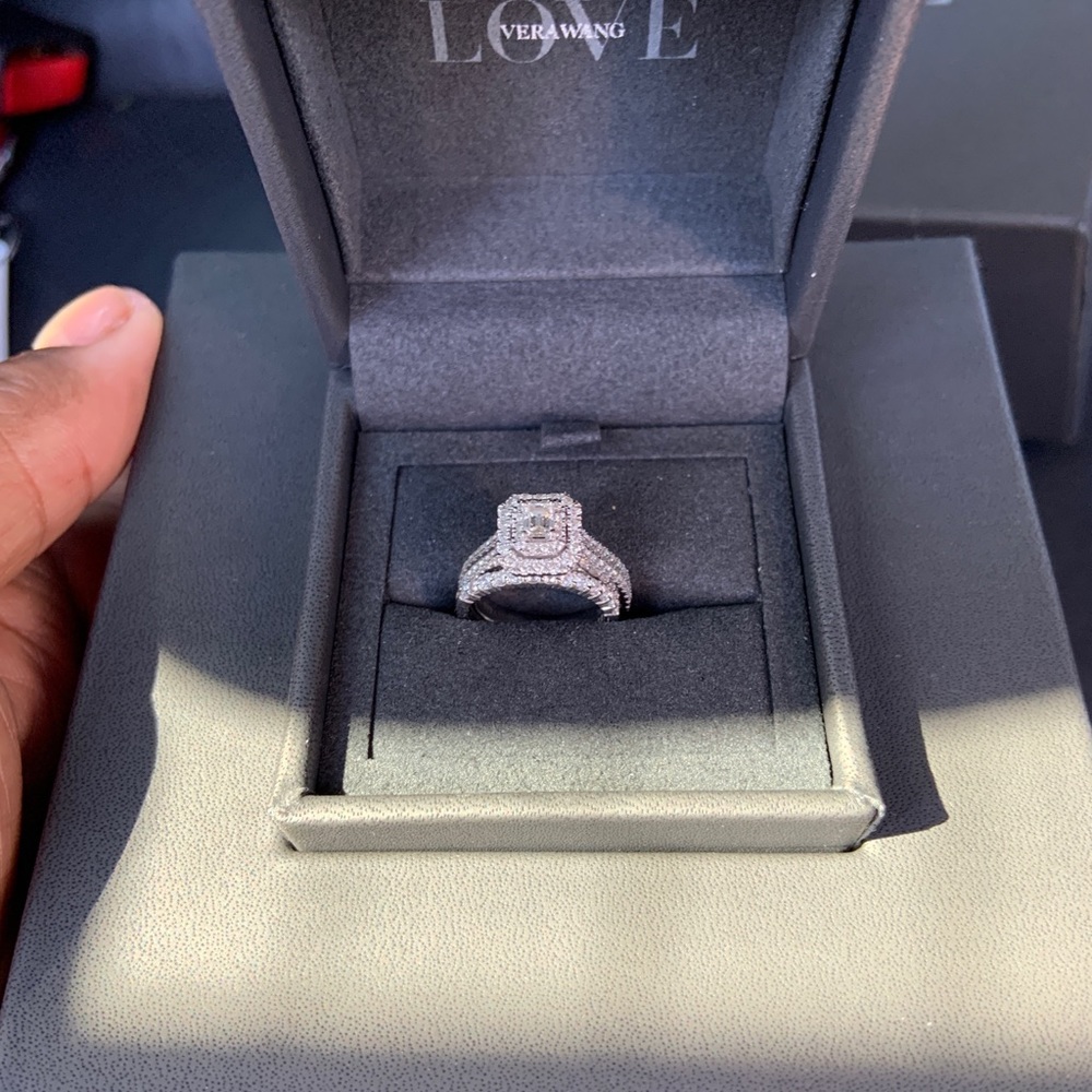 Wedding ring - Picture 10 of 13